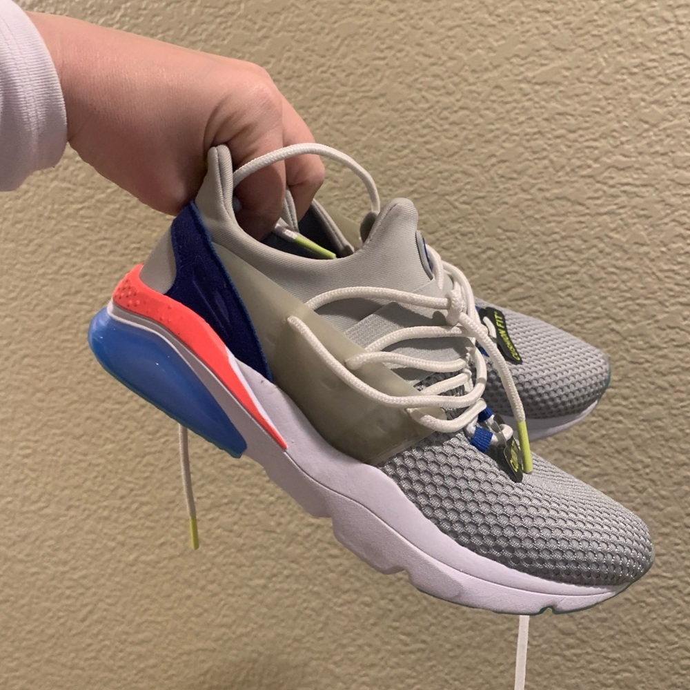 Boys shoes